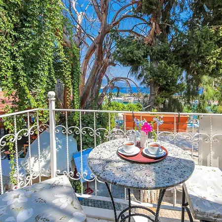 Turkuaz Homestay Kas