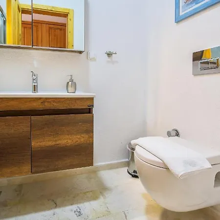 Turkuaz Homestay Kas