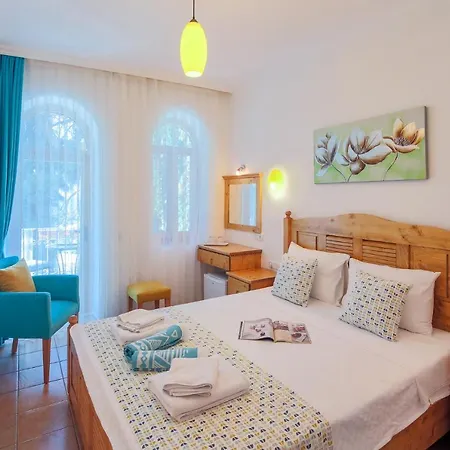 Turkuaz Kaş