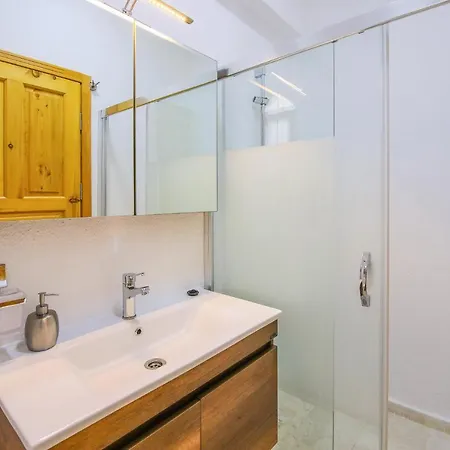 Turkuaz Homestay Kas